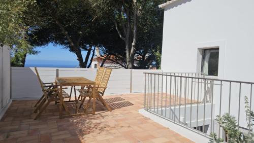 Almocageme House | Moradia Sisudo