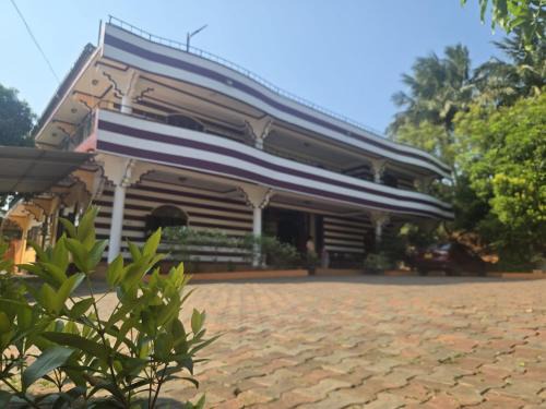 Trincomalee Hotel | Motel Apple Five