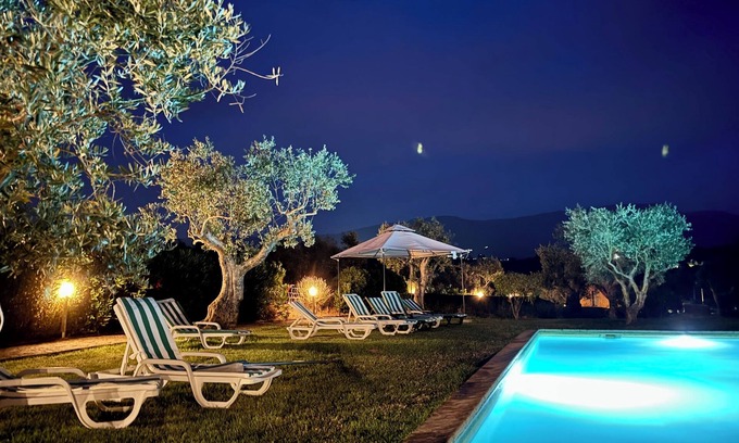 Seia Hotel | Mountain View Triple Room | Raízes da Vinha - Serra da Estrela, Seia