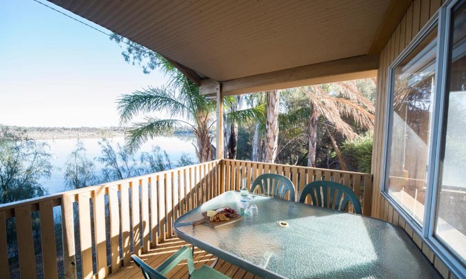 Paringa House | Mundic Waterfront Cottages