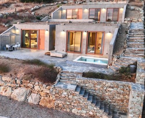Karystos Villa | My Hidden Iposkafo