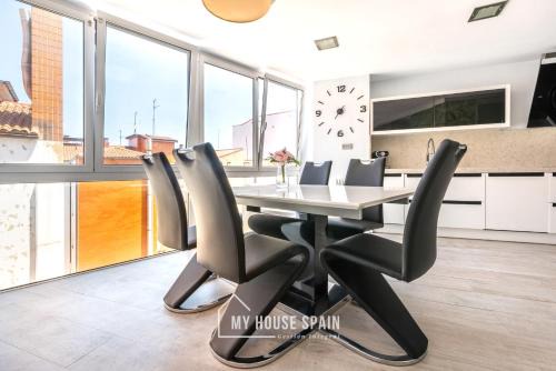 Gijon-Este Apartment | MyHouseSpain - Espacioso piso con parking