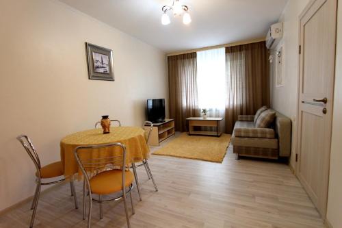 Almaty Apartment | Nadezhda Apartments on the Nauryzbai Batyr 63