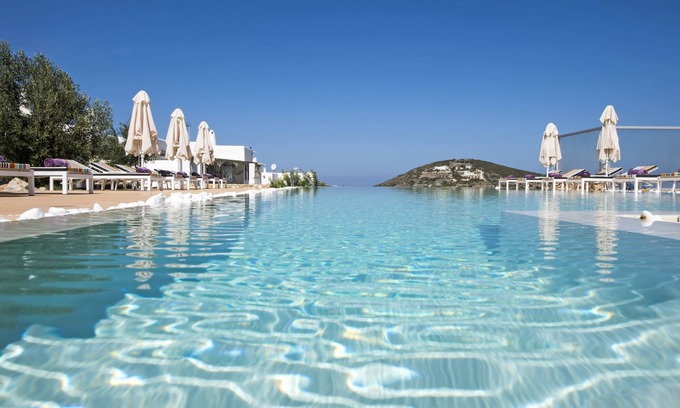 Paros Hotel | Naoussa Hills Boutique Resort - Adults Only