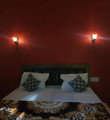 Faizabad Hotel | Narayan stay Guesthouse