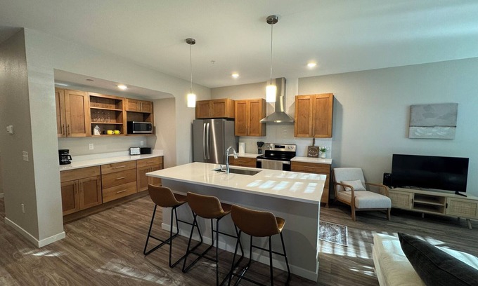 West Fargo Condo | NDSU Close #103 Relax and enjoy Fargo!