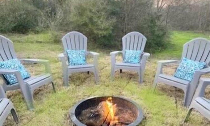 College Station House | NEAR BRAZOS COUNTY EXPO CENTER. ENJOY FRESH AIR AND STARRY NIGHTS.