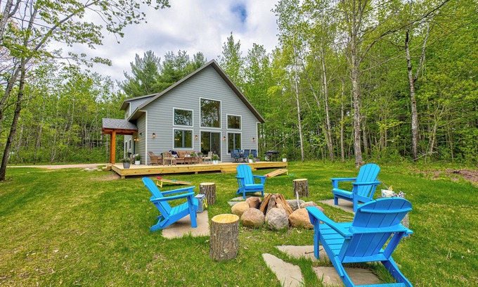 Hayward Ski Chalet | New 3 Bedroom Chalet on 26 acres, private 4 acre water feature, next to trails.