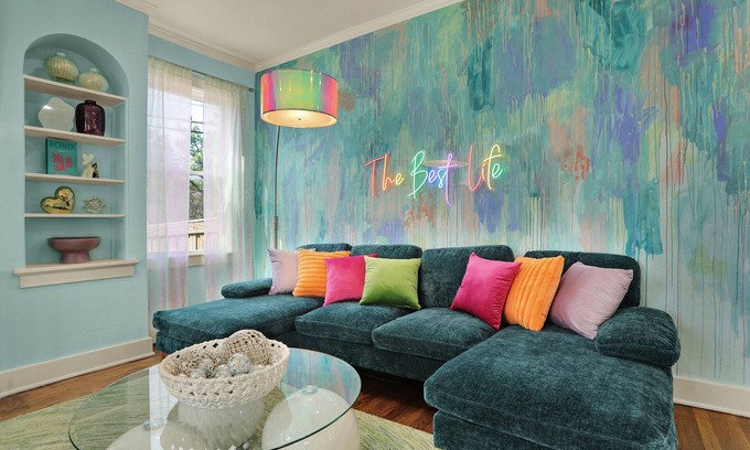 Cooper-Young Historic District House | NEW 4BR Memphis Vibe - Pool, 10 Min to Beale St!