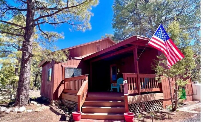 Overgaard Cabin | NEW - Apache Cabin