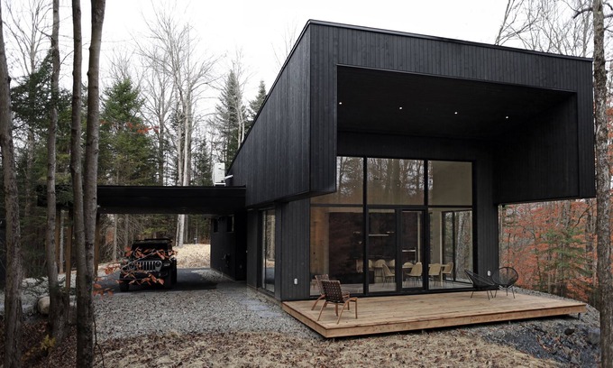 Eastman Ski Chalet | New cabin with sauna: architecture and nature