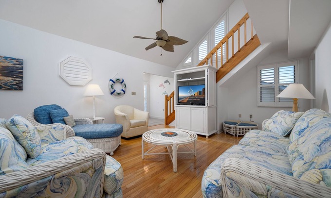 Little Salisbury House | New For 2025! Spacious Home Located Bayside, just 3 Blocks To The Beach