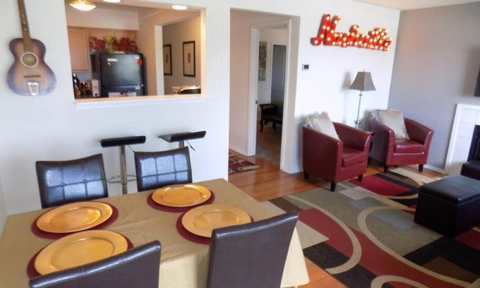 North Capitol Apartment | NEW LISTING GORGEOUS Downtown Nashville on the River Walk to ALL #2