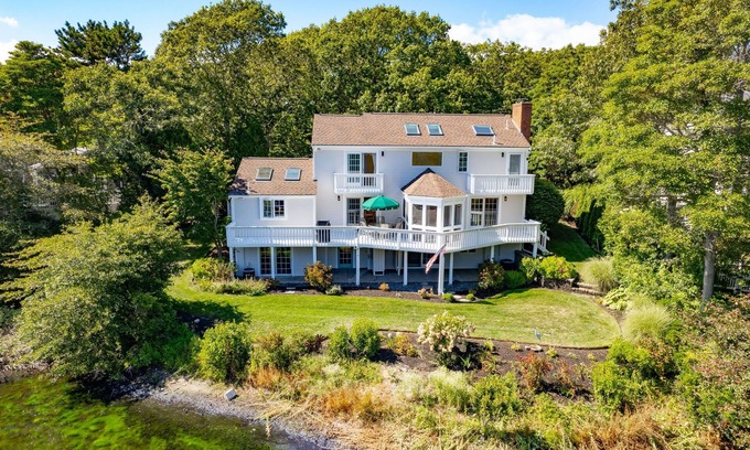 Popponesset House | New Popponesset Rental-3 bedrooms, 3 baths, A/C, sleeps 6