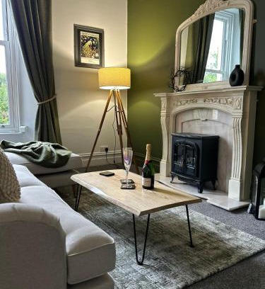 Torquay City Centre Apartment | NEW stunning apartment by the sea in Torquay