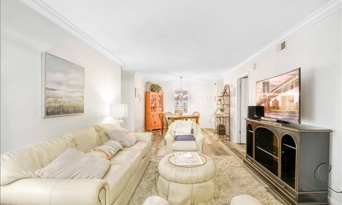 Saint Simons Heights Condo | New to vacation rentals...2-bedroom ground floor-complex has pool/tennis...