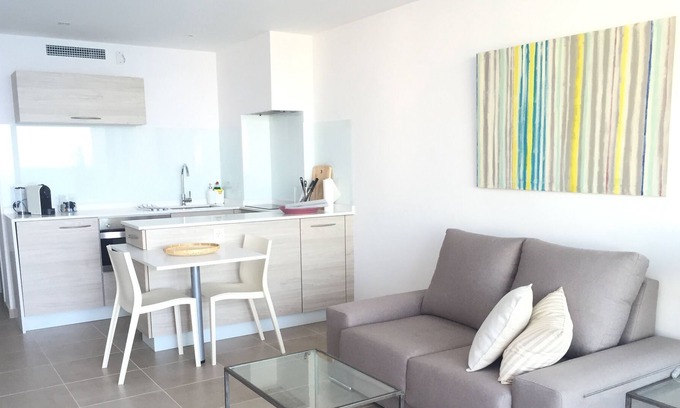 Ses Rotes Velles Condo | newly renovated apartment by the sea