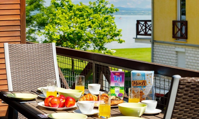 Balatonoszod Apartment | Nice apartment for 5 people with A/C, WIFI, TV and balcony