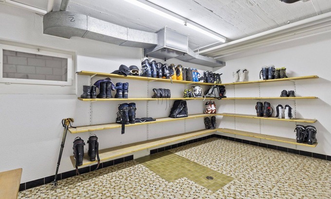 Parpan Apartment | Nice apartment for 4 guests with WIFI, TV and balcony