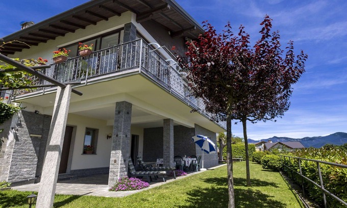 Trarego Viggiona Apartment | Nice apartment for 4 people with WIFI, TV, patio and pets allowed