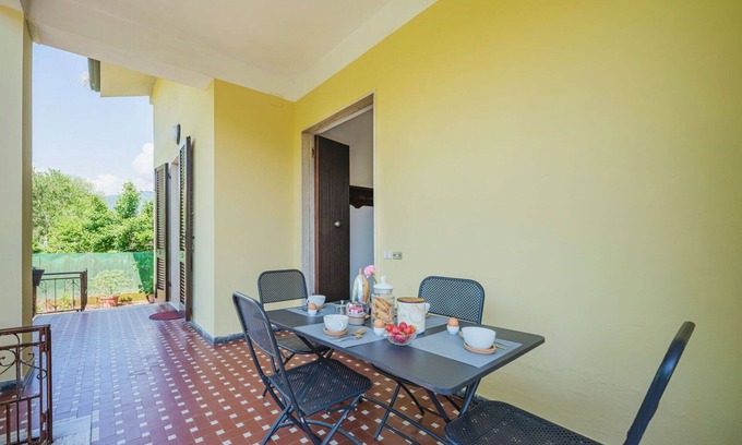 Ronchi Apartment | Nice apartment for 4 people with WIFI, TV and patio
