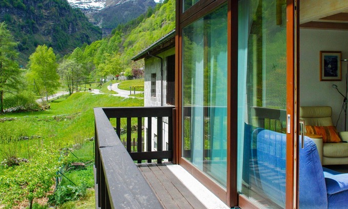 Sonogno Apartment | Nice apartment for 5 guests with WIFI, TV, patio and panoramic view