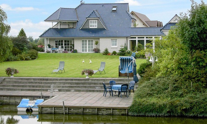 Wangerland Apartment | Nice apartment for 4 people with WIFI, TV and patio