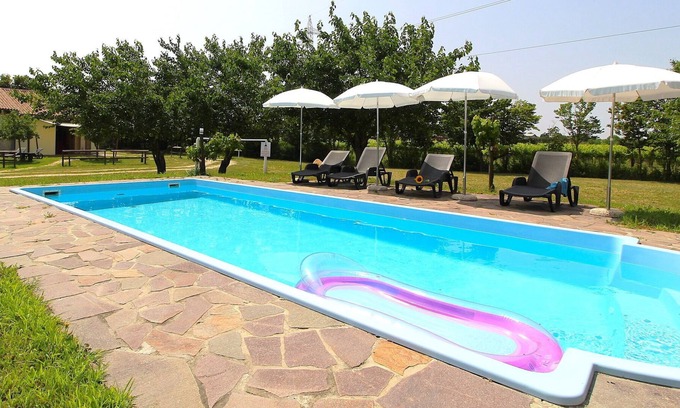 Silea House | Nice apartment in villa for 4 people with pool, A/C, WIFI and patio