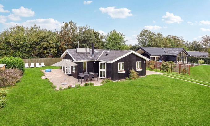 Skovmose House | Nice home in Sydals with WiFi