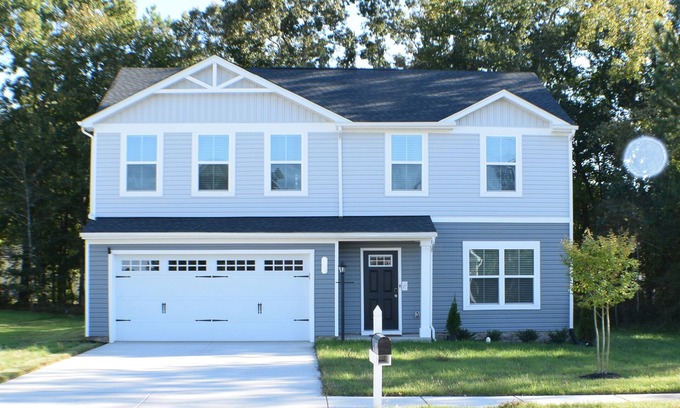 Petersburg House | Nice! New home near VSU x Fort Lee Military Base mins to DT Richmond VA