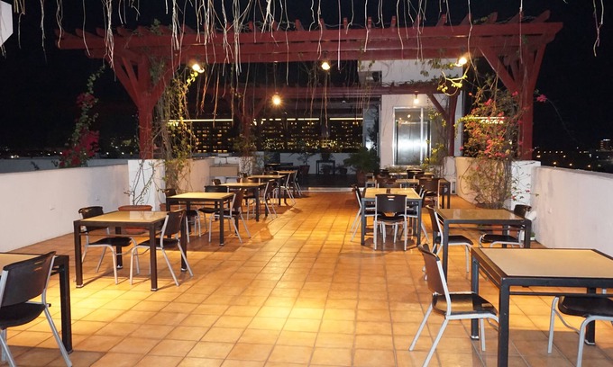 Tambo Hotel | Nichols Airport Hotel