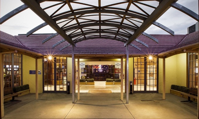 Campbellfield Hotel | Nightcap at Sylvania Hotel