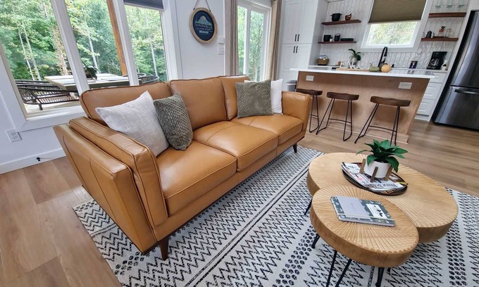 Boomer Cabin | Nook by the Brook- Panoramic Fall Views & Chef's Kitchen