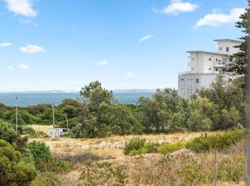 North Coogee Apartment | North Coogee Escape 2B2B