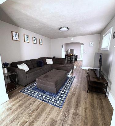 Northeast South Bend Apartment | Notre Dame Area - 2BR 1BA with WiFi and Full Kitchen