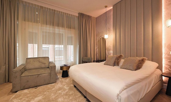 Zuidwal Apartment | Novallure Downtown
