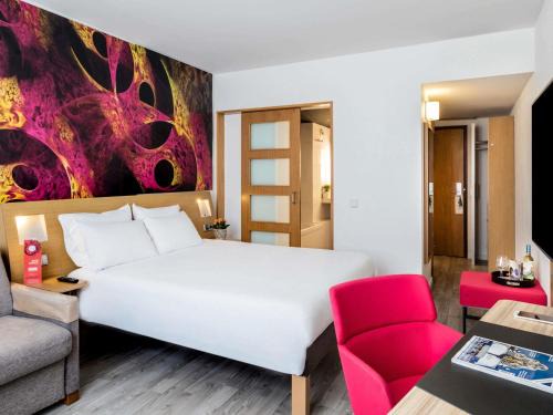 Almeda Hotel | Novotel Barcelona Cornellà