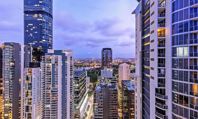 Brisbane Central Business District Apartment | Oaks Brisbane Festival Suites