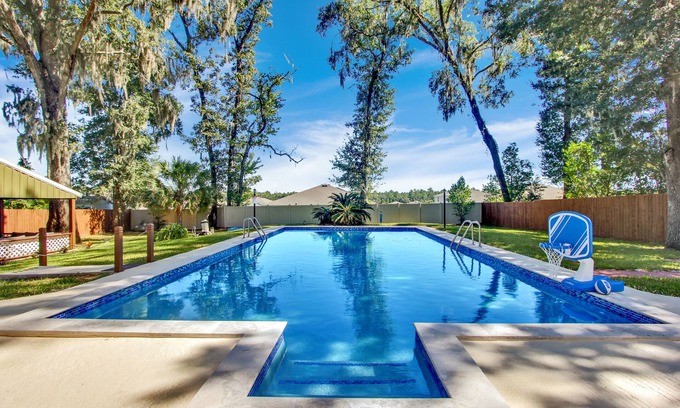 Fort King District House | Ocala Oasis 4BR w/Pool/Cabana/GameRoom/MiniGolf