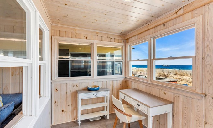 Manasquan House | Ocean Front Beach Cottage with Relaxing views and sound of the Ocean