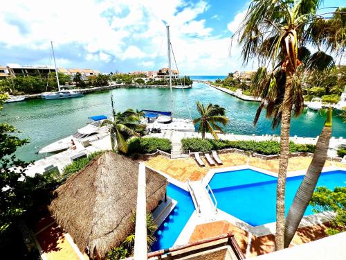 Puerto Aventuras Apartment | Ocean & Marina views,Affordable,Spoil yourself!