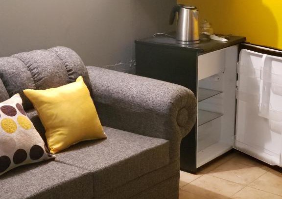 Gordon Town Apartment | Ocean View - 1Bedroom overlooking the sea