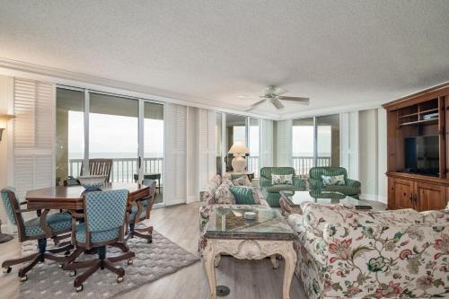 Litchfield by the Sea House | Ocean Vista Retreat Breathtaking View Litchfield