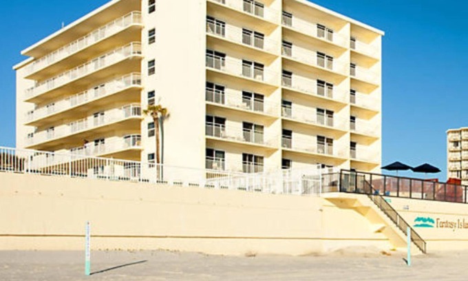 Daytona Beach Resort | OCEANFRONT FANTASY ISLAND II 7 NIGHTS 2-28,3-7 2025 1BDRM DAYTONA BIKE WEEK