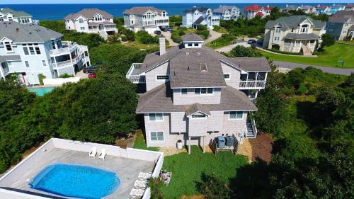 Pine Island House | Oceanside, Close to Beach, Private Pool, Hot Tub, PI65, Eagle's Nest