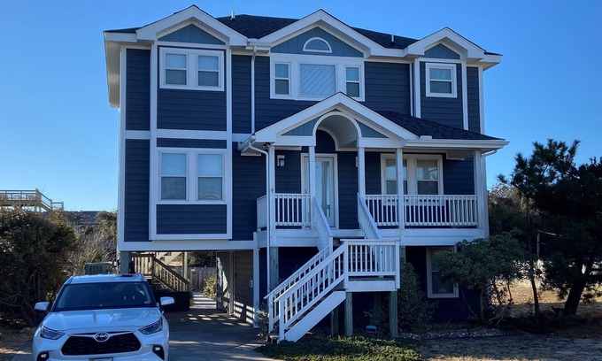 Duck Cottage | Oceanside in Duck. 170 Yds to Bch, Keyless entry, linens included. owner operate