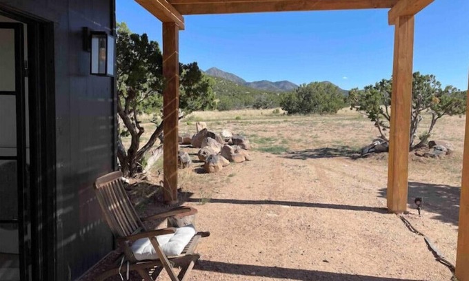 Cerrillos House | Off The Grid Celestial Paradise