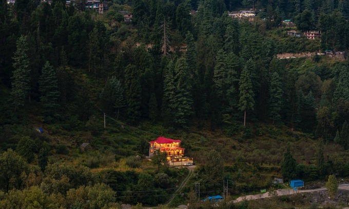 Kullu Bed & Breakfast | Offbeat Pulga by PACK