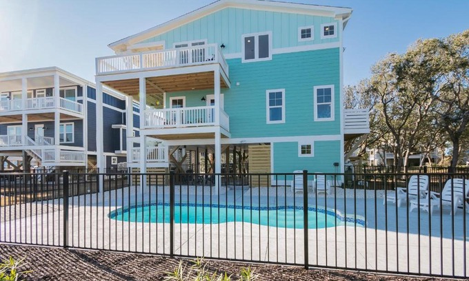 Yaupon Beach House | Oki Dokey by Oak Island Accommodations