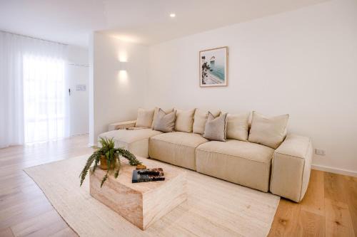 Anna Bay Villa | Olas Villa 3 - Plunge Pool & Walk to Beach
